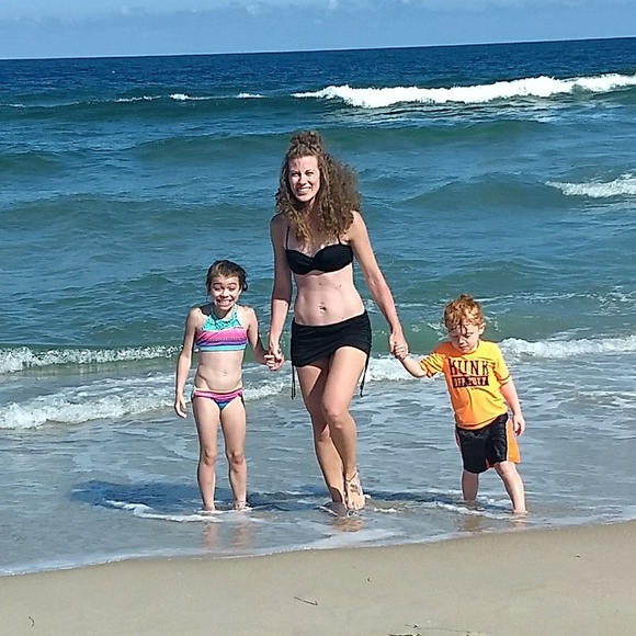 Meet Your Posher - Picture 6 of 6